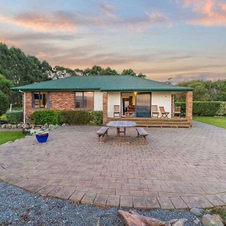 Villa Ocean & Mountain Views - Kaikoura Exterior foto
